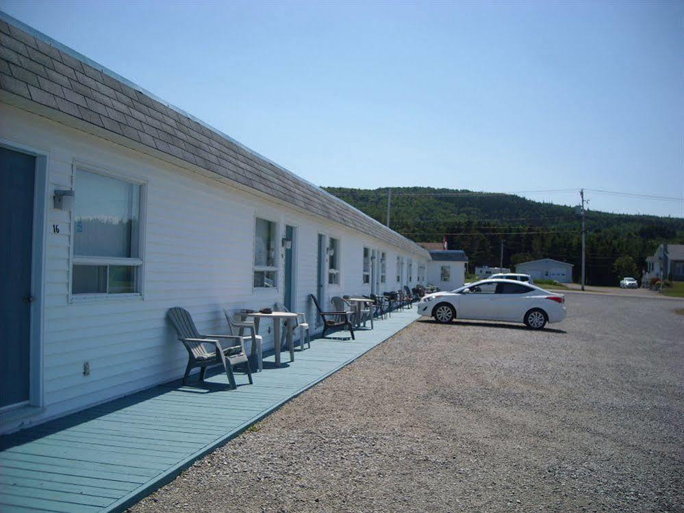 Motel Le Noroit L'Anse-au-Griffon Exteriér fotografie